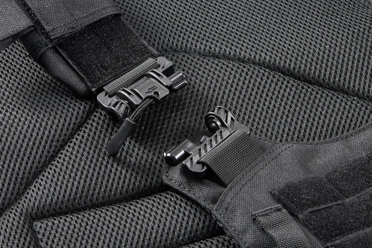 Lancer Tactical Quick Release Medium/Large Airsoft Vest Pouch
